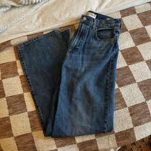 Women’s Aritzia Denim Forum Wide Leg Jean